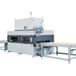 Conveyor type high frequency door assembly machine