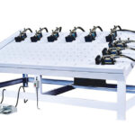 Conveyor type high frequency door assembly machine