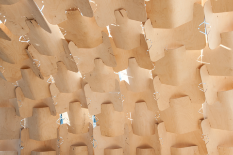 3 Direction pressure press shipping to Greece