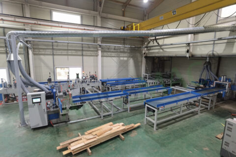 Glulam Finger Joint Line Running in Korea