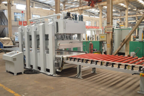 Hot laminating press container loading